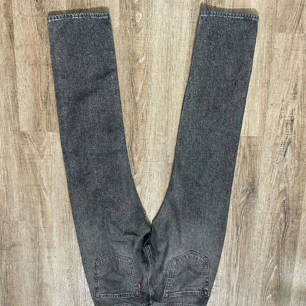 Levi’s Mens 551Z Straight Leg Jeans Gray Sz 28 X 32